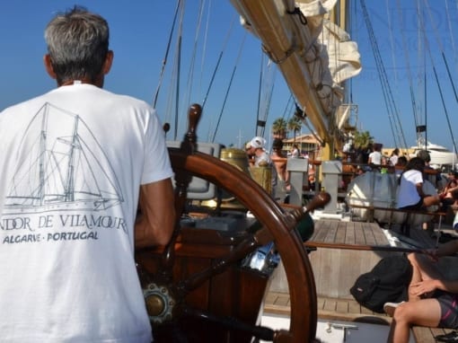 Catamaran Vital 3-stündige Kreuzfahrt ab Vilamoura