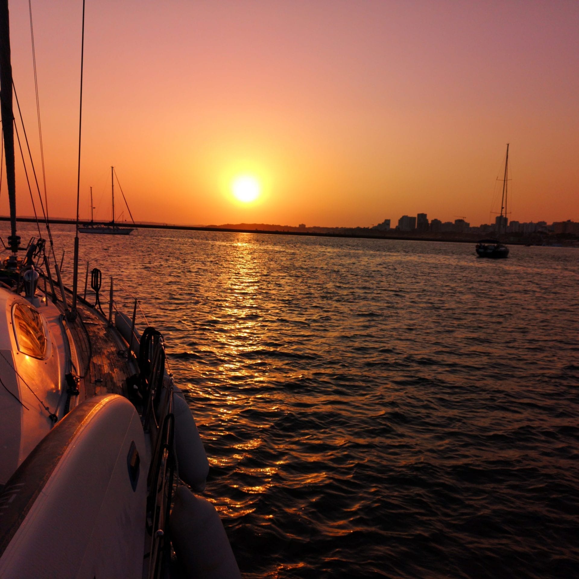 Sonnenuntergang Vilamoura Sailing Tour nach Albufeira