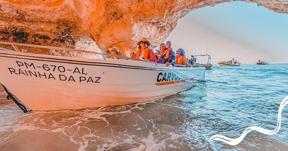 Excursión en barco por la playa de Marinha y la cueva de Benagil desde Carvoeiro