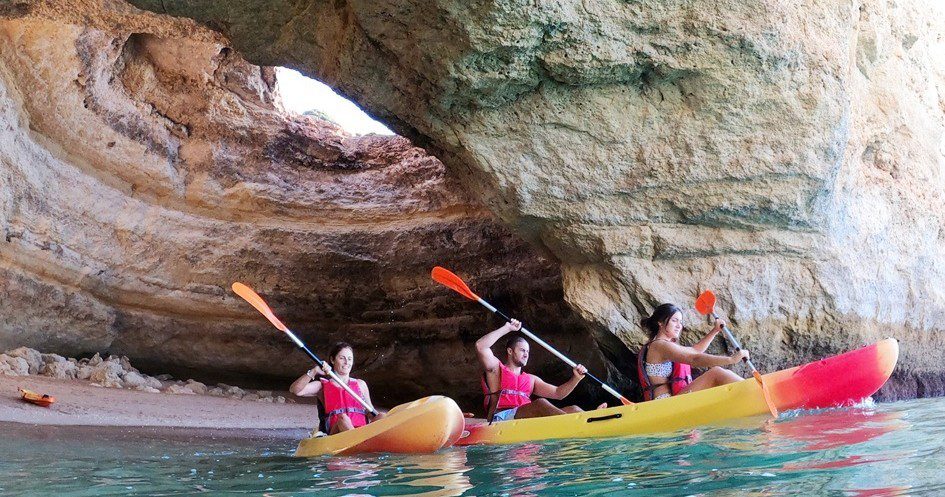 Kayak de la grotte de Benagil à partir de Portimão
