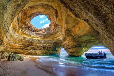 Benagil-Höhlen + Delfinwanderung von Portimao aus
