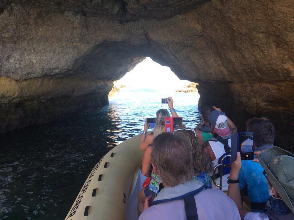 Combo Jeep et tour en bateau – Grottes de Benagil