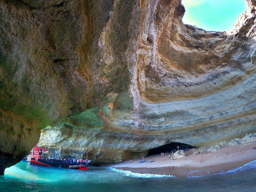 Excursión en barco por la cueva de Benagil desde Portimão