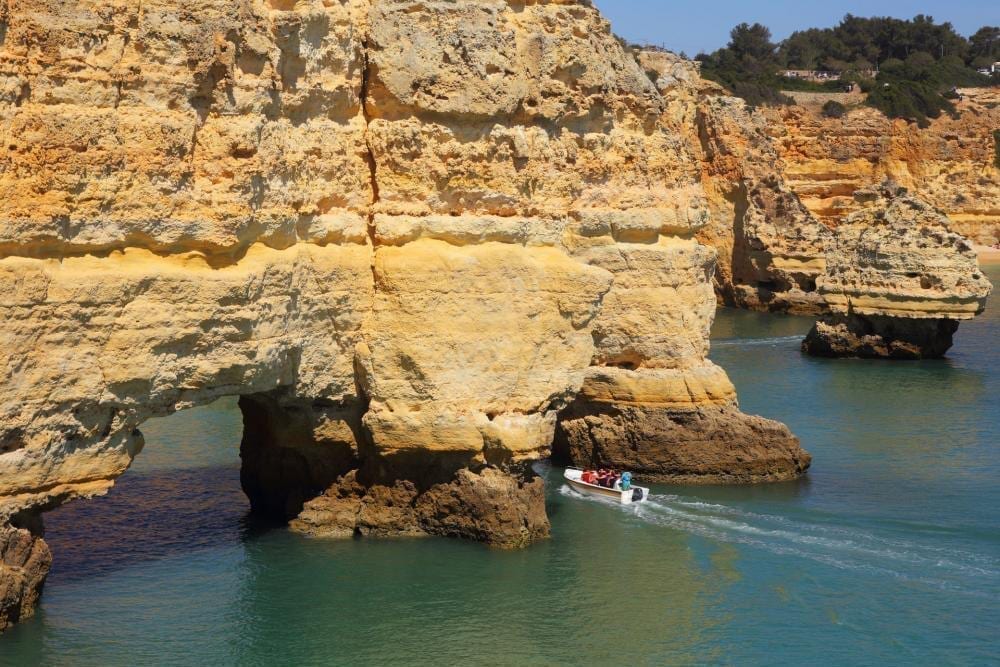 Visite en bateau de la grotte de Benagil et promenade côtière d’Algarseco