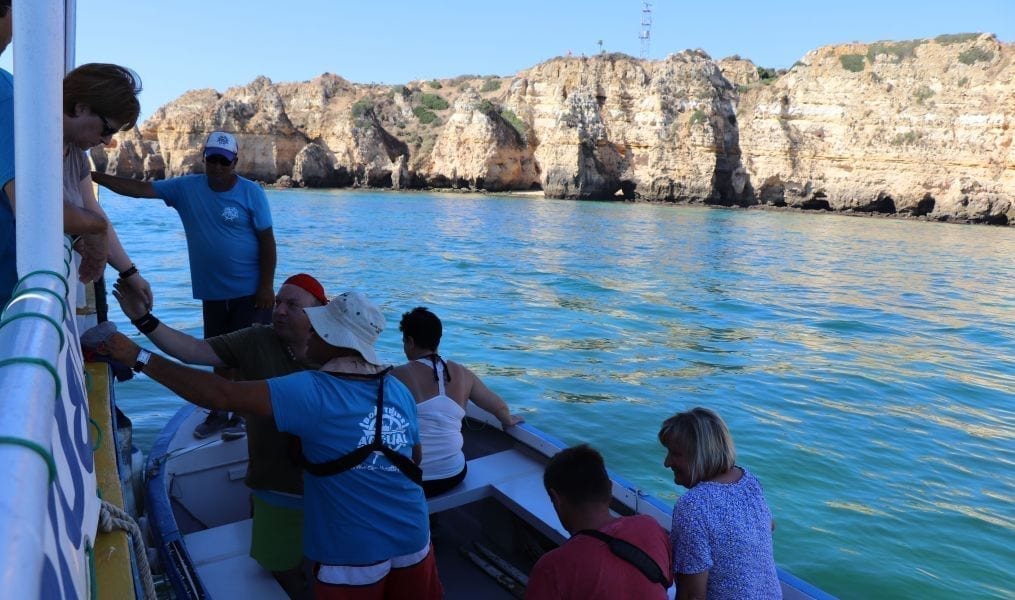 Excursión a las grutas de Ponta da Piedade y crucero en barco