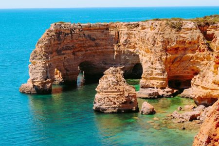 Uncovering the Algarve’s Best Walking Trails: A Comprehensive Guide