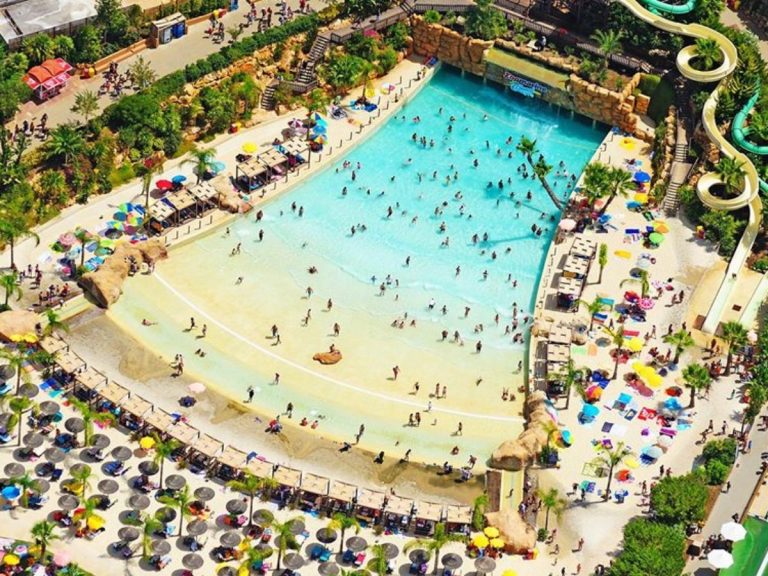 Splash into Fun: Discover the Best Water Parks in Algarve